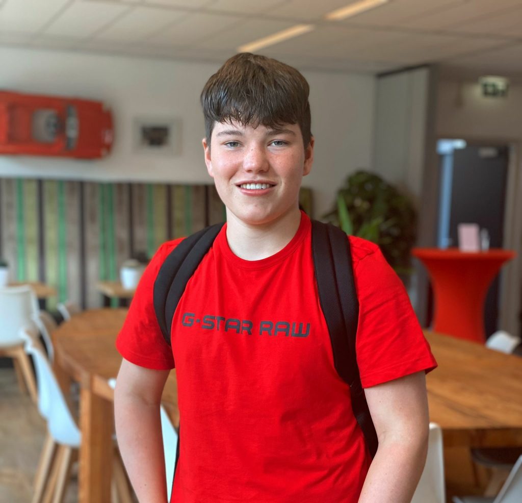 Student Milan Vroom over zijn eerste schoolmaand bij EuroCollege Rotterdam